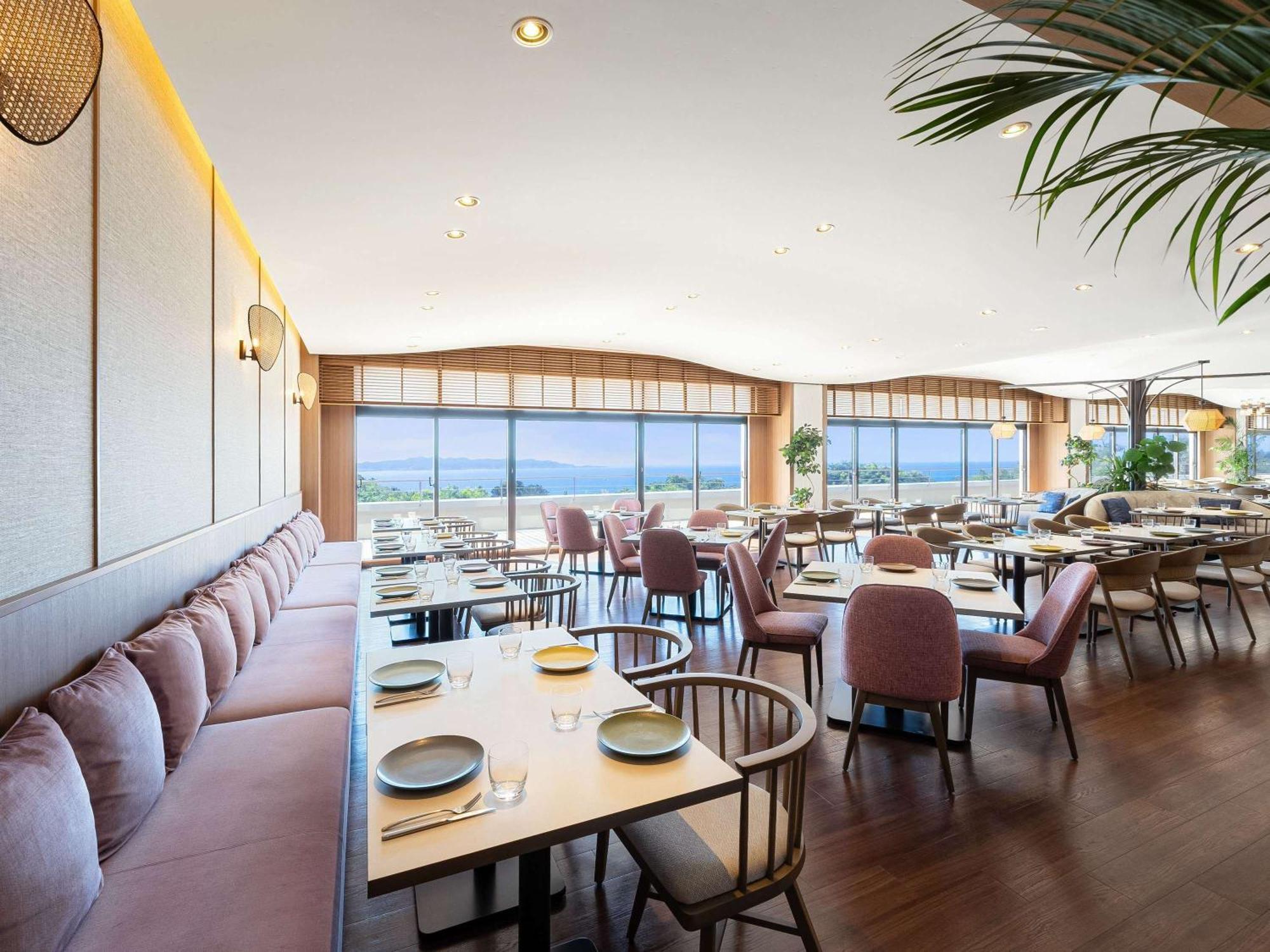 Grand Mercure & 5* Minamiboso